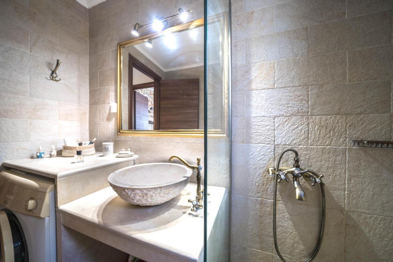 Arhontariki Luxury Apartment Pánormos Eksteriør billede